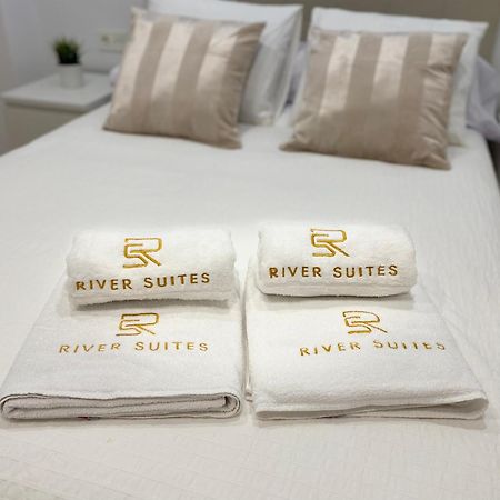 Apartamento De Lujo River Suites ซานตานเดร์ ภายนอก รูปภาพ