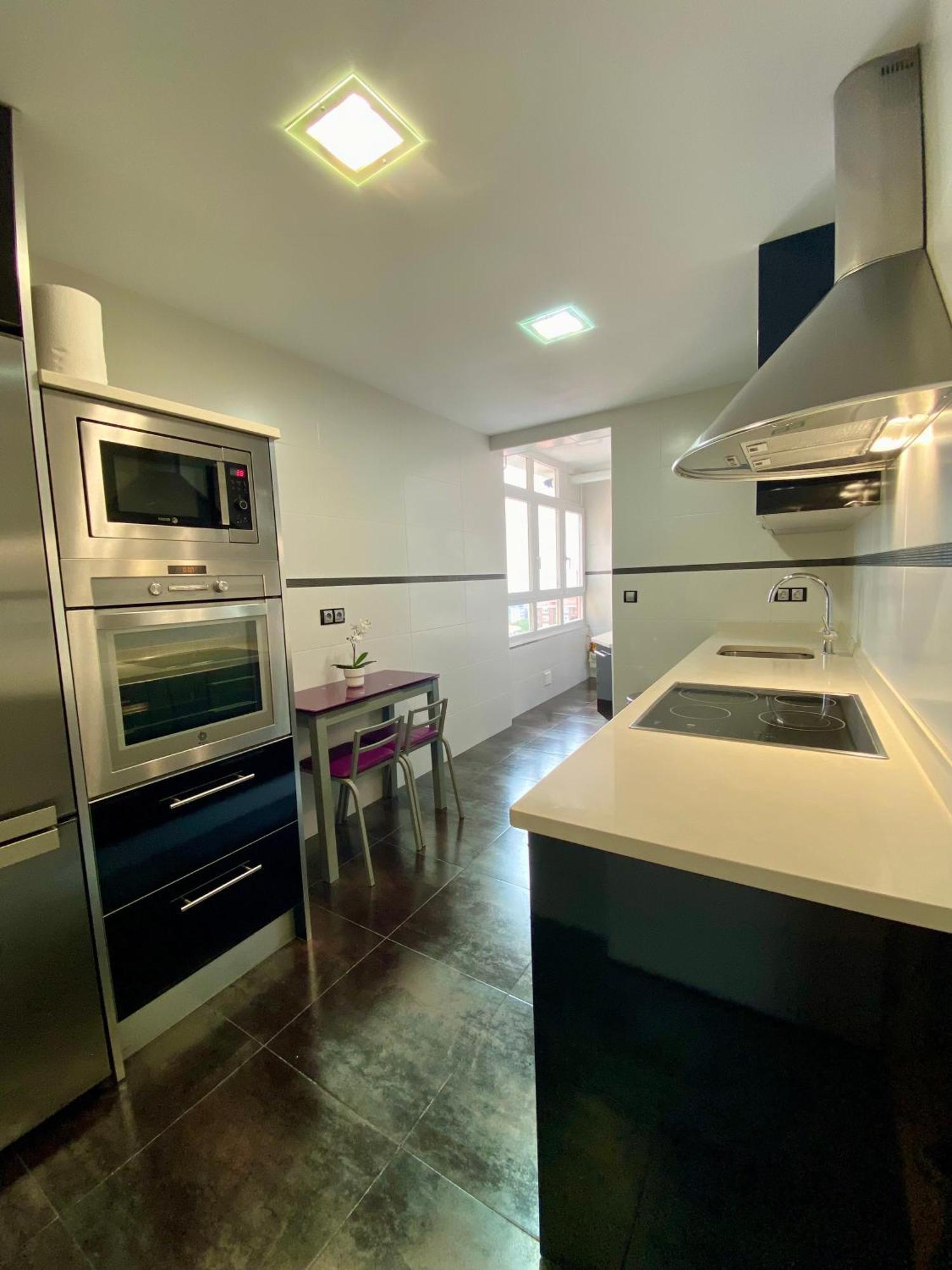 Apartamento De Lujo River Suites ซานตานเดร์ ภายนอก รูปภาพ