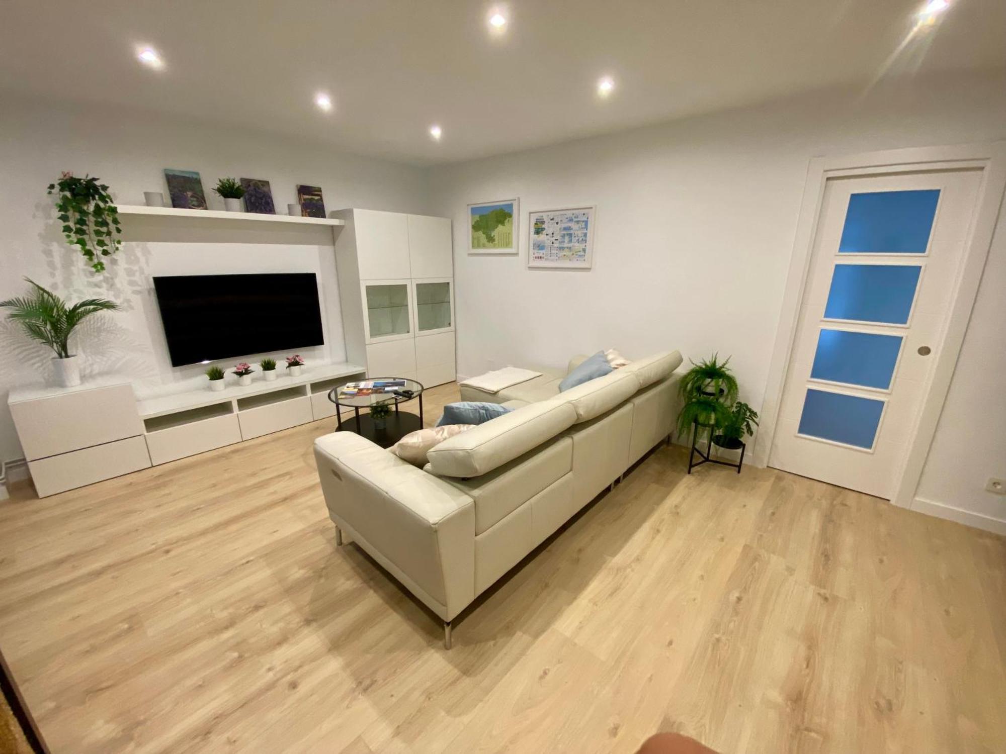 Apartamento De Lujo River Suites ซานตานเดร์ ภายนอก รูปภาพ